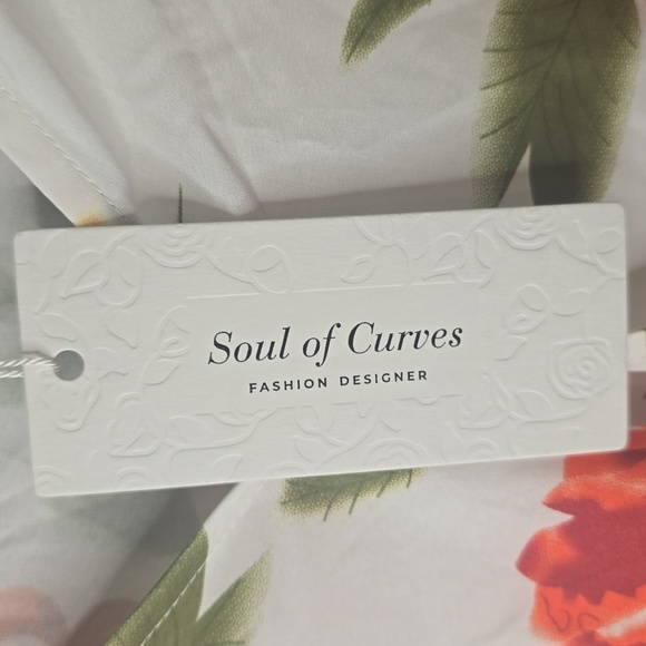 Soul Of Curves Floral Print Women's Top, Womens Plus 1X, NWT - Picture 4 of 5